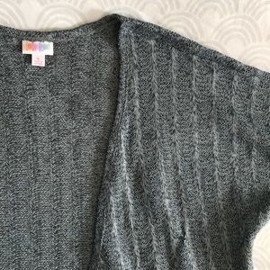 LuLaRoe Lindsay Kimono